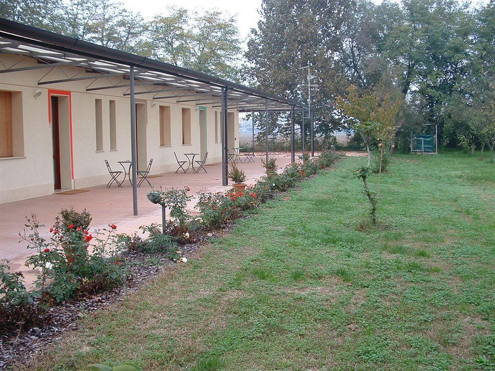 Agriturismo Corte San Girolamo Мантуя Екстер'єр фото